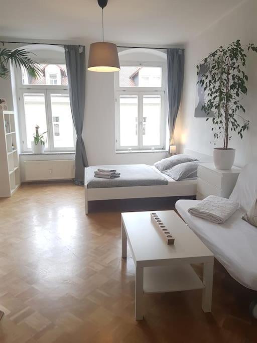 Studio In Dresden Neustadt Louisenstrasse Buitenkant foto